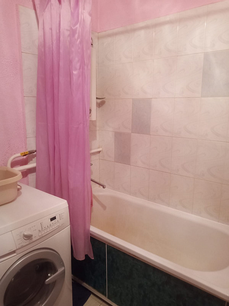 Продается комната в 3кк ул. Октябрьская, д. 10