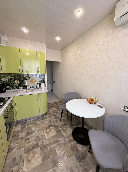 Продается 2-х к. кв. Лыткарино, микрорайон 5, кв-л 1, д.9